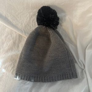 Athleta Pom Beanie